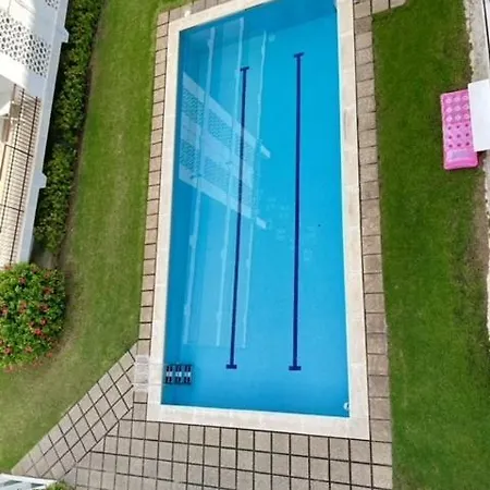 Mediterranean Escape In アパート Roda de Bará